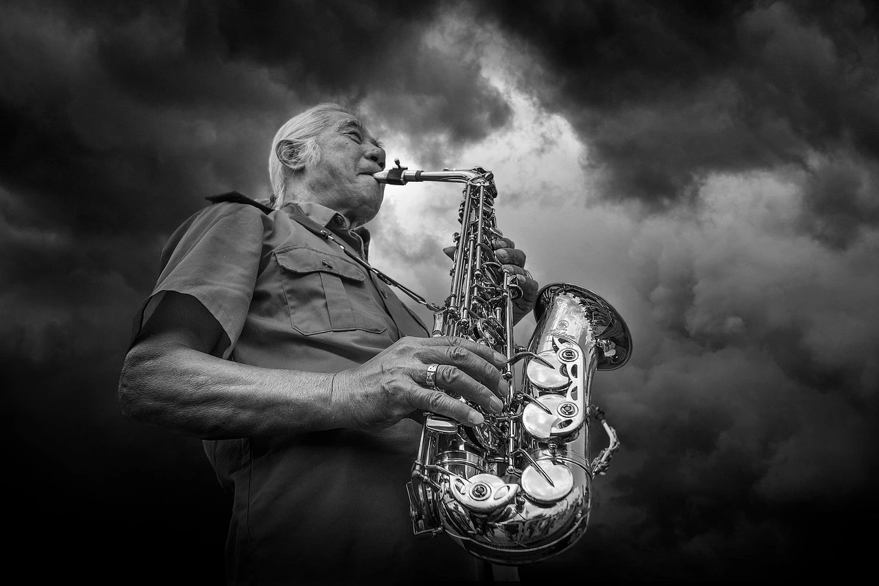 lyw1390-old-man-6156584_1280